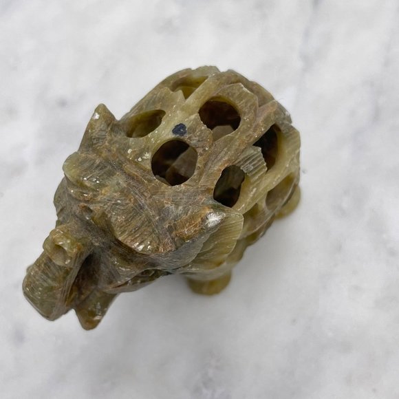 Hand Carved Soapstone Elephant Mother with Baby Inside Vintage - Picture 9 of 10